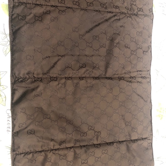 Gucci Diaper Bag with changing pad - Picture 4 of 7